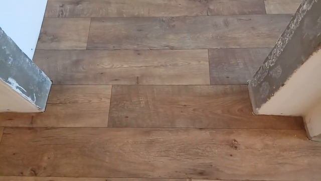 Двух комнатная квартира полная укладка линолеума на клей Линолеум Ютекс Форум.