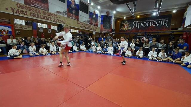 Танцевальная пауза. Турнир по самбо. СПК "ЯРОПОЛК", 18 декабря 2016 г. смотреть онлайн