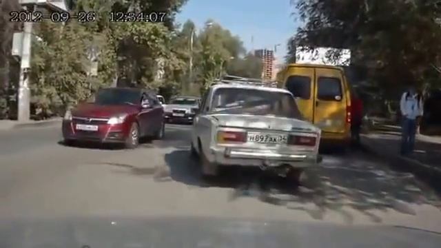 Неудачная перевозка груза на легковом автомобиле смотреть онлайн