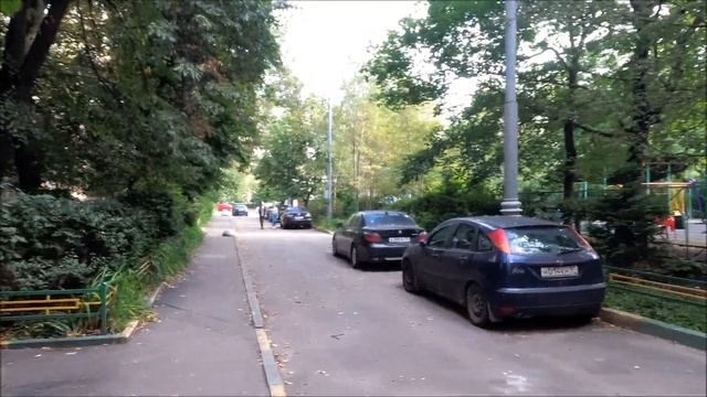 Москва. Прогулка по Андреевскому мосту до Фрунзенской набережной 27.08.2020 смотреть онлайн