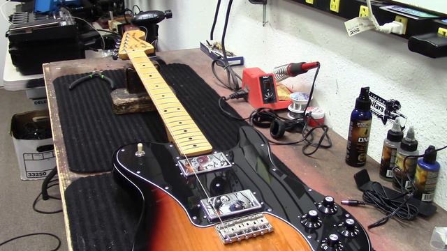 2012 Fender Telecaster Deluxe Restring! смотреть онлайн