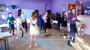 Творческий подарок от друзей на свадьбе!