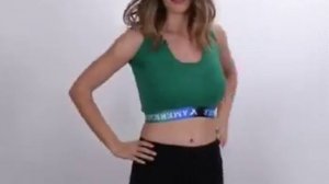 Спортивный топ из мужских трусов