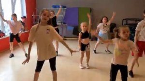 видео с наших занятий по танцам