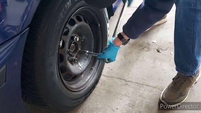 BMW e39.  Наступают холода и меняем колёс правильно с лета, на зиму. Замена колёс.