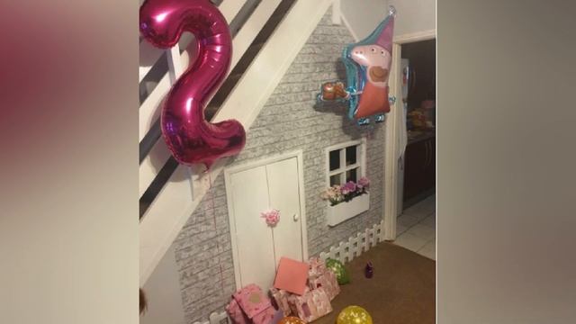 Когда папа – мастер на все руки. В подарок для дочери отец сделал сказочный домик под лестницей смотреть онлайн