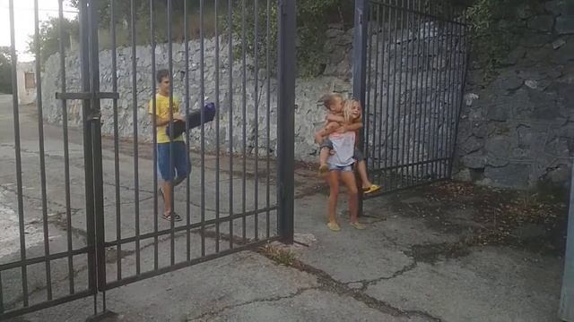 Я и Сара клёва пара. Даша и Марк. Часть 1 смотреть онлайн