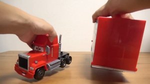 Disney Pixar Cars3 Toy Movie Big Mack Truck Gale Beaufort Battle Crash Cars Tomica