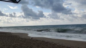 Неспокойное море в апреле в Kaya Side (27.04.2023)