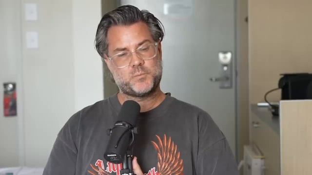 Bam Update, Invading Australia (Plus Special Guest) - Steve-O's Wild Ride #147 смотреть онлайн