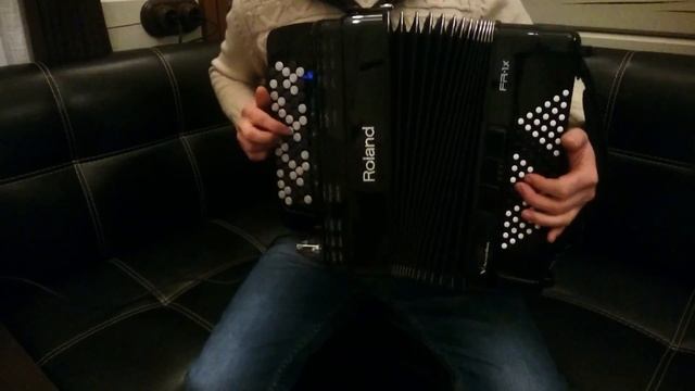 Joe Dassin À toi Джо Дассен За тебя на баяне Roland (cover) смотреть онлайн