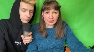 УЧУ МАМУ ИГРАТЬ в МАЙНКРАФТ! Мама и Сын #3