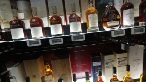 Deepa Finds a £75,000 Bottle at Hard to Find Whisky - Whisky Vlog