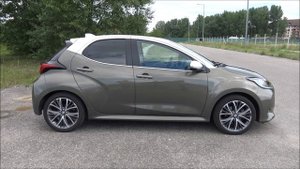 Toyota Yaris 1.5 VVT-i CVT (2021) teszt/a legnagyobb kisautó!