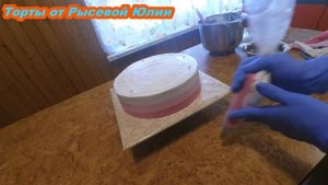 Простое украшение кремового торта девушке на 18 лет