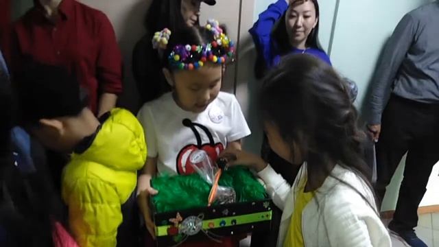 Школьная ярмарка "Золотая осень". смотреть онлайн