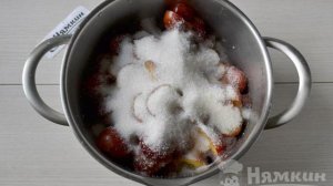 Вяленые сливы с сахаром в электросушилке