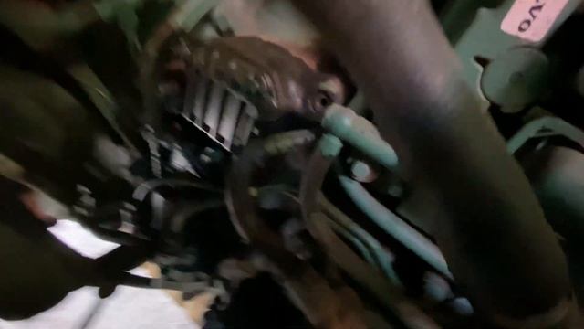 Volvo FH 13 fuga de aceite смотреть онлайн