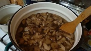 маринованые маслята на зиму, очень вкусный маринад