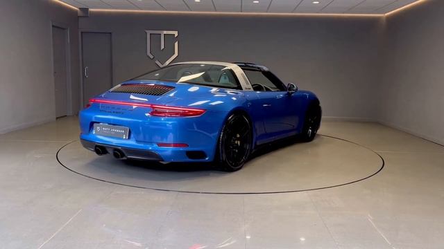 991 Targa 4 GTS. Ceramics.