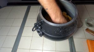 Гороховый суп в афганском казане