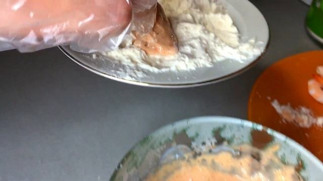 ОБОЖАЮ ЭТОТ РЕЦЕПТ. ЛУКОВЫЕ КОЛЕЧКИ И КРЕВЕТКИ В КЛЯРЕ (как их приготовить)