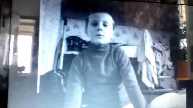 Мои детские фотографии ( 3-4 года назад ) смотреть онлайн