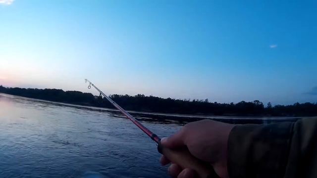 Spin-Feeder TV №3. Первая щучка на жереховой точке смотреть онлайн