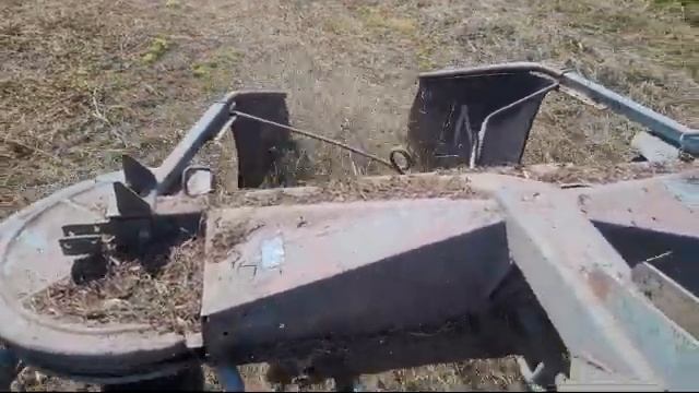 Валкование сена с помощью ГВЦ-3 смотреть онлайн