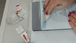 Поклейка гидрогелевой пленки на планшет IPad 9.7