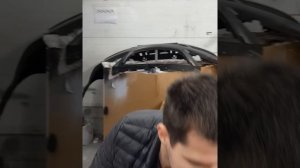 Показываю и рассказываю, что будет, если смешать грунт с лаком и загрунтовать деталь.