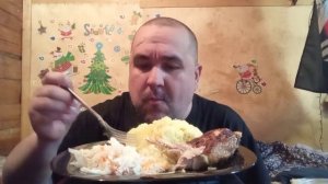 Обжор - пюрешка с окорочком и капустой