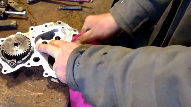 Разборка маслонасоса Iveco F1A смотреть онлайн