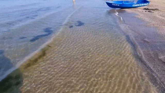 #Анапа Пробую море НА ВКУС и РОТАВИРУС. ул Кольцевая ТЕЧЁТ ОНО, пляж возле ДЕЛЬФИНАРИЯ 23.08.2021 смотреть онлайн