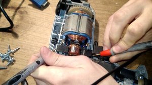 Глюк в дрели Интерскол