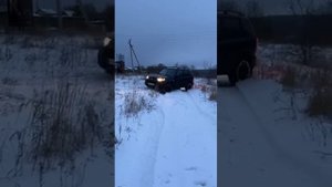 Нива тревел , заезд в крутую гору
