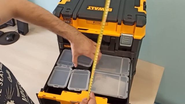 Ящики Dewalt для натяжных потолков. Цена. Размеры. Вместимость. смотреть онлайн