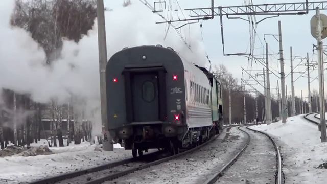 Паровоз П36-0120 с экскурсионным поездом:-))) смотреть онлайн