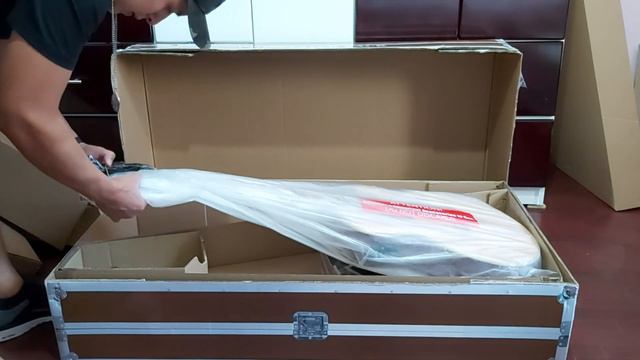 Guitarra Epiphone PR 4E (Unboxing) смотреть онлайн