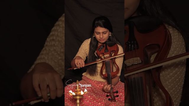 Harivarasanam viswa mohanam violin cover by Aparna Babu 🎻🎻. #reels #trend #trending #malayalam смотреть онлайн