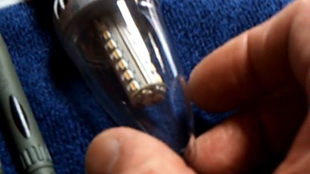 Indoor solar panel - No Battery- AC lighting idea. смотреть онлайн