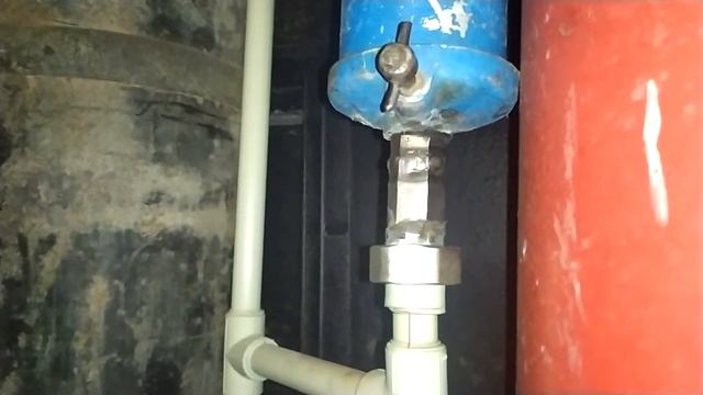 Зливаю конденсат 38 литрив через 2 года. смотреть онлайн