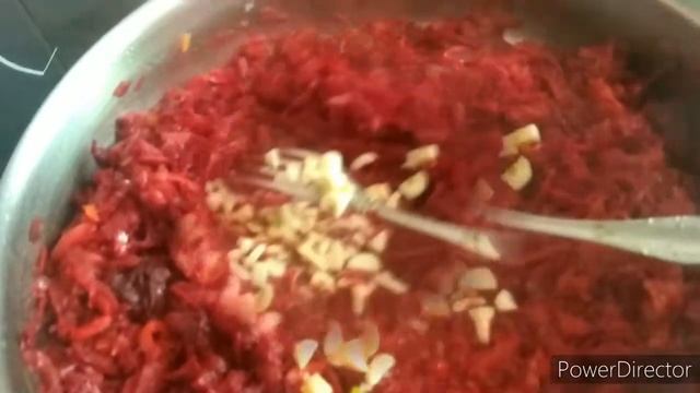 Борщ красный со сметаной....... смотреть онлайн