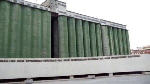Сталинградский элеватор и памятник североморцам.