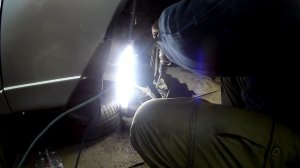 Высверливаем заклёпки шаровой на Ланосе