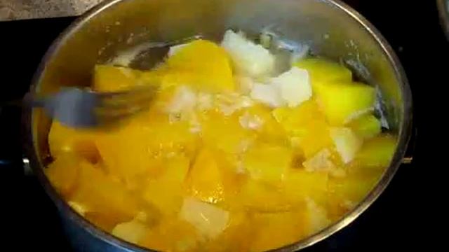 Суп-пюре из тыквы с имбирем и сливками