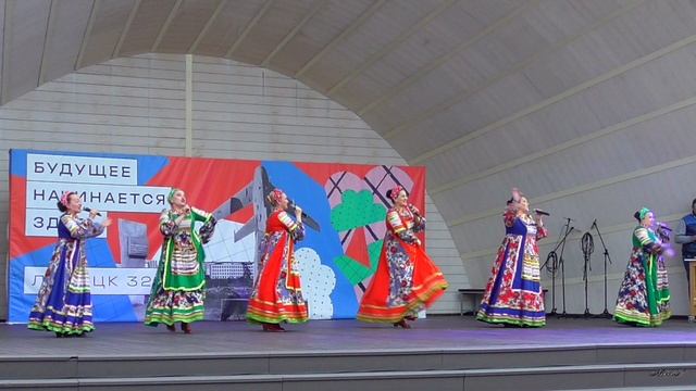 Ансамбль РОСЫ 10. смотреть онлайн