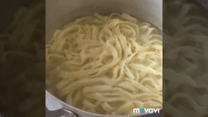 Вок с курицей в сливочном соусе