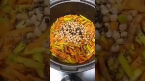 Кулинарный обзор, приготовил узгенский плов из риса сорта дэвзира!