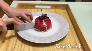 Mirror glaze cake